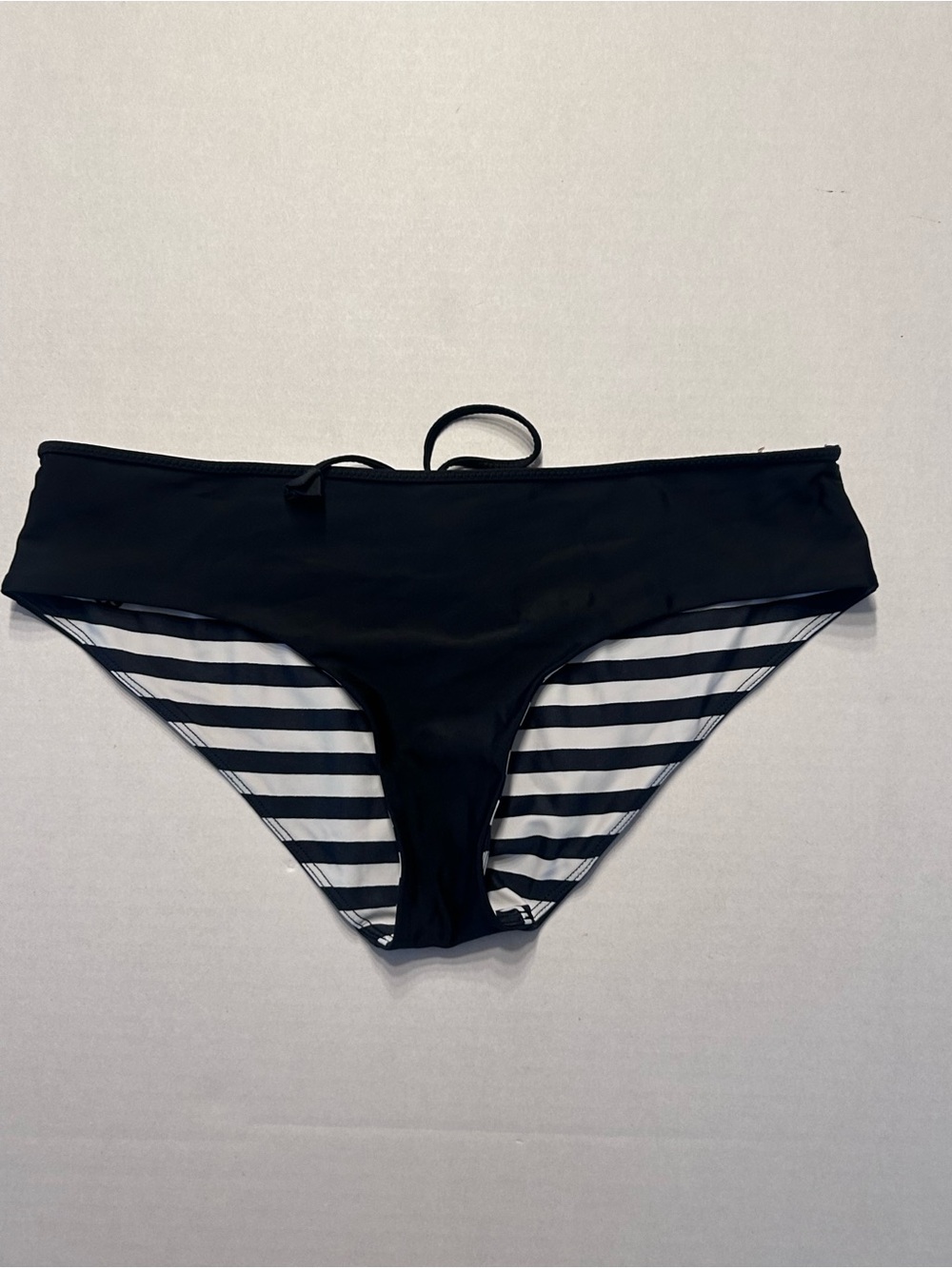 Lululemon Water: Salty Swim Hipster Black & Black White Stripe Reversible Small